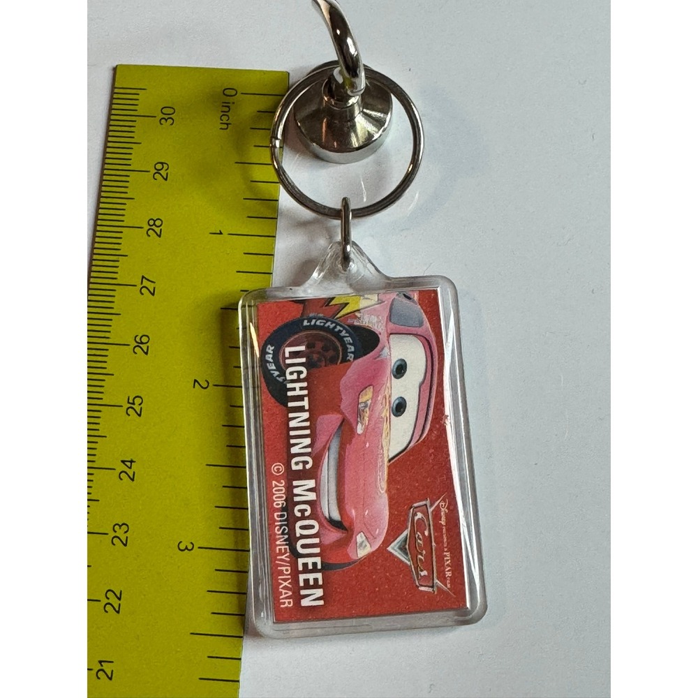 Disney Pixar Cars Lightning McQueen State Farm Keychain 2006 Promotional Red